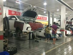 -弘仁宝佳比亚迪4S店(宝山旗舰店)