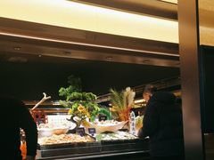 -钱小奴海鲜自助黑金店(杭州滨江龙湖店)