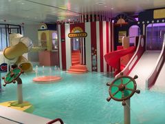 -涨巢·潮玩水疗局