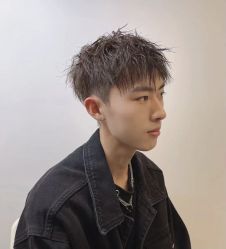 -HG美发设计沙龙