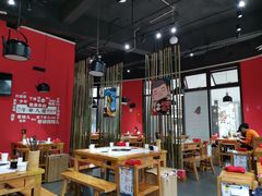 -牛华八婆麻辣烫(龙湖U城店)
