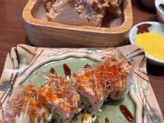 -8PINTS八品脱·日料·烧鸟·精酿小酒馆(莘庄店)