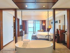 -三亚湾海居铂尔曼度假酒店