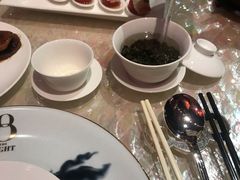 鲜拆蟹肉配小番茄-8餐厅(新葡京酒店)