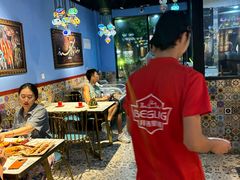 -欧提汗·新疆餐厅·清真(银都路店)