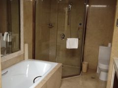 -深圳福青龙华天假日酒店