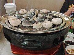 -围炉肉舍•炭烤活鳗•丹东海鲜烤肉(步行街店)