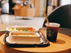-星巴克臻选(金桥国际店)