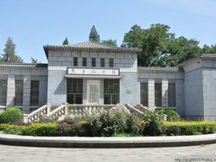 -华北军区烈士陵园