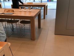 -Apple零售店(华贸购物中心店)