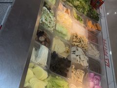 -红渡小香·牛肉麻辣香锅(车站南路店)