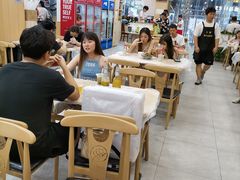 大堂-江城燕子大排档(江汉路步行街店)