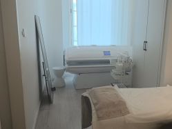 -微笑雨嘉造型护肤