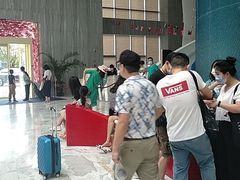 -深圳东部华侨城瀑布酒店