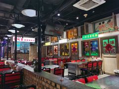 -马路牙子烧烤音乐酒馆(望京店)