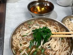 -正宗杨记普洱酸醋米线(总店)