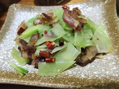 -滇香肴·云南菜蒸汽石锅鱼(云南北路店)