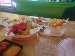 -Famous肥猫墨西哥音乐餐吧(五棵松华熙LIVE店)