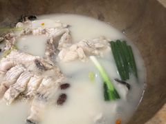 -鲜呦蒸汽石锅鱼(北辰路店)