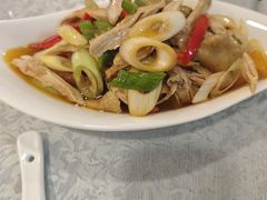 -汗腾格里·风味餐厅(新疆驻京办店)