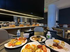 -涨巢·潮玩水疗局