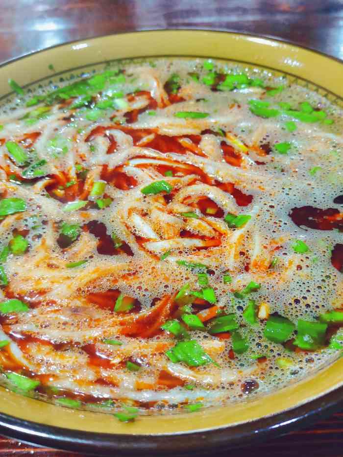 礼泉陈家烙面(太奥广场店)-"到附近来转海鲜市场,就在这边找到这家店