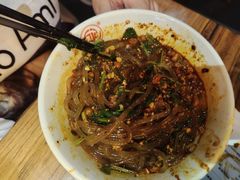 万记特色酸辣粉-万记麻辣烫国展总店