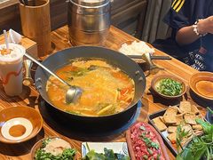 -贵厨酸汤牛肉(小十字店)