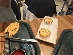 -必胜客(白广路店)