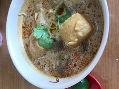 叻沙牛什-新记肉骨茶