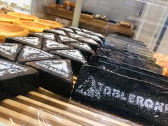 -好利来(南京路一店)