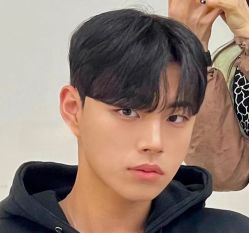 -Kraemer Paris苏豪发廊