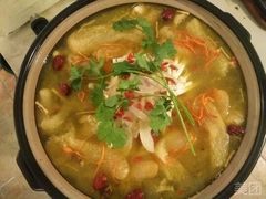 -昭通天麻竹荪火腿鸡(严家地店)