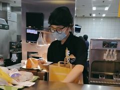 -麦当劳(欢乐谷店)