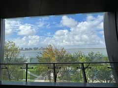 -上海滴水湖皇冠假日酒店