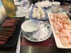 -昱家胡同·烧烤海鲜铜锅涮肉(和平里店)