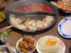 -萍姐火锅·公路夜市(武汉首店)