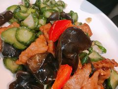 小脆瓜炒雪花猪肉-闽和南(深圳万象城店)