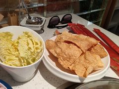 -三人行骨头王火锅(长寿店)
