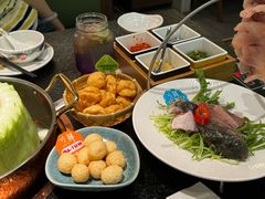 -得意咚瓜·顺德鱼生·冬瓜火锅(深圳首店)