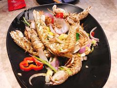 -沪小胖小龙虾(淮海中路旗舰店)