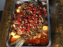 -小球滚滚湘菜馆·烤鱼·口味虾(太平街店)