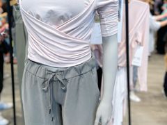-lululemon(比斯特购物村店)
