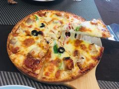 -悦享绿山墙西餐厅