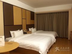 -全季酒店(成都九眼桥店)
