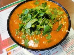招牌炸酱小锅薯粉-肥汁米蘭香港米线(宁波路总店)