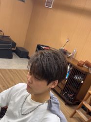 -纯剪男士理发馆·烫染专业店