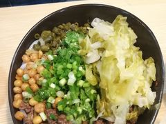 泡菜牛肉拌米粉-西粉堂新疆米粉(朝外店)