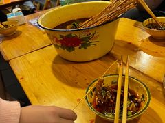 -拈签一笑黄牛肉辣卤串串