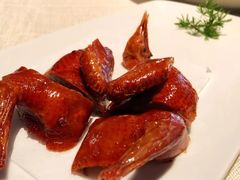 脆皮乳鸽-新荣记(BFC外滩金融中心店)